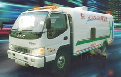 中國首款專利智能產品 聚塵王多功能吸塵車，開啟環衛新篇章
