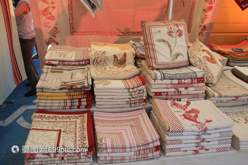 當地市場紡織品與針織品原料批發觀察